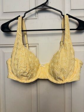 Wild Fable Yellow Eyelet Bikini Top 🌼